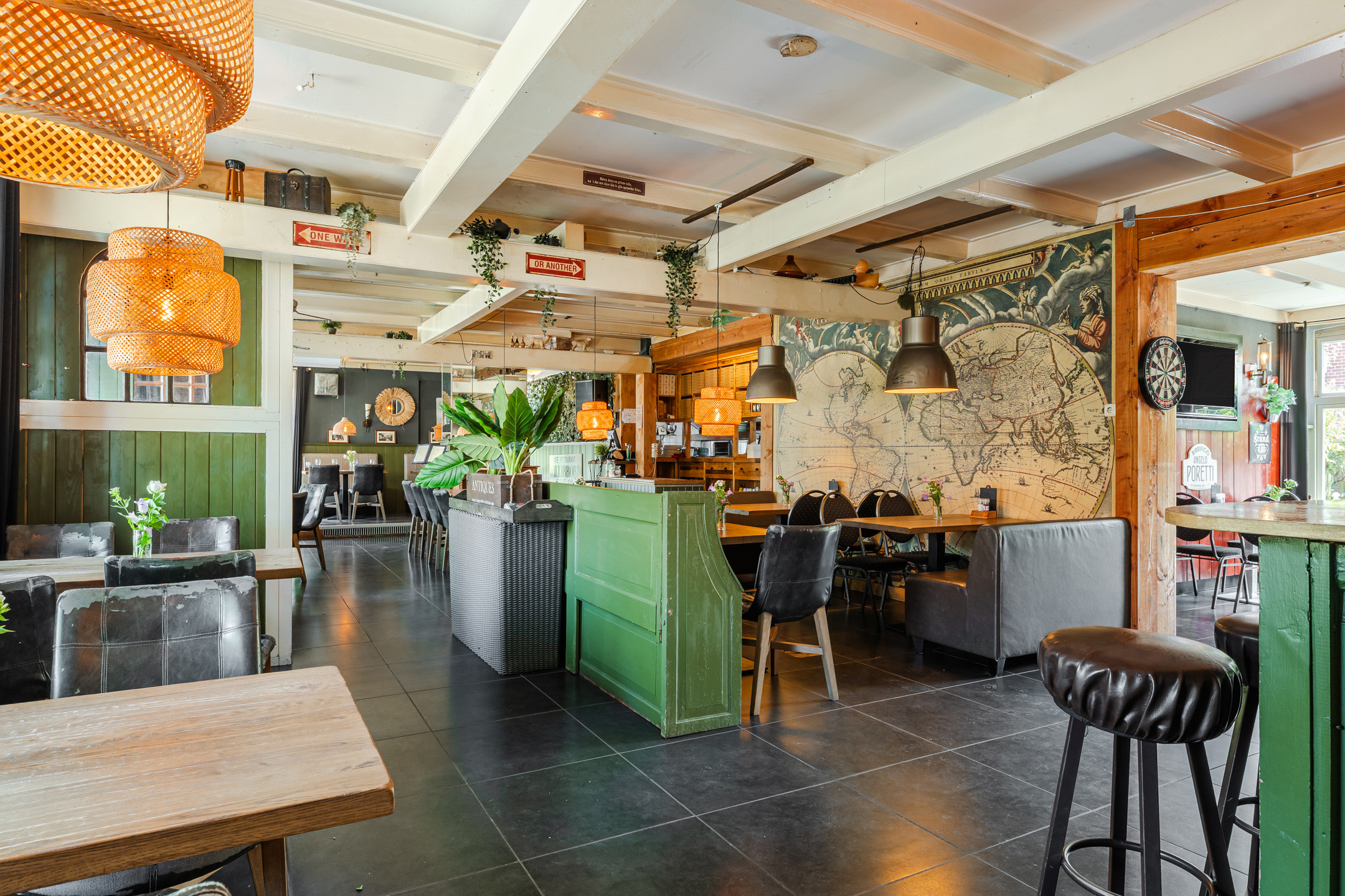 20260803, Hoofdstraat 22, Kloosterburen, AW Horeca Makelaars (19 of 73)